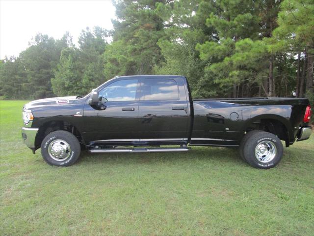 2024 RAM Ram 3500 RAM 3500 TRADESMAN CREW CAB 4X4 8 BOX