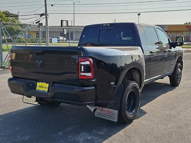 2024 RAM Ram 3500 RAM 3500 LARAMIE MEGA CAB 4X4 64 BOX