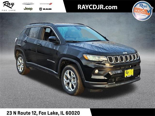 2025 Jeep Compass COMPASS LATITUDE 4X4