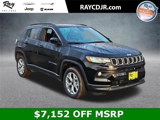 2025 Jeep Compass COMPASS LATITUDE 4X4