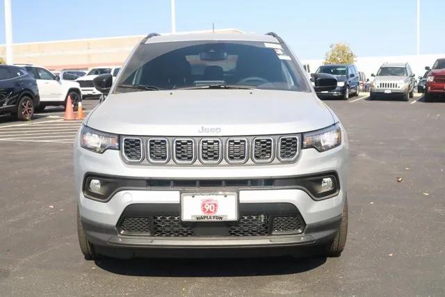 2025 Jeep Compass COMPASS LATITUDE 4X4