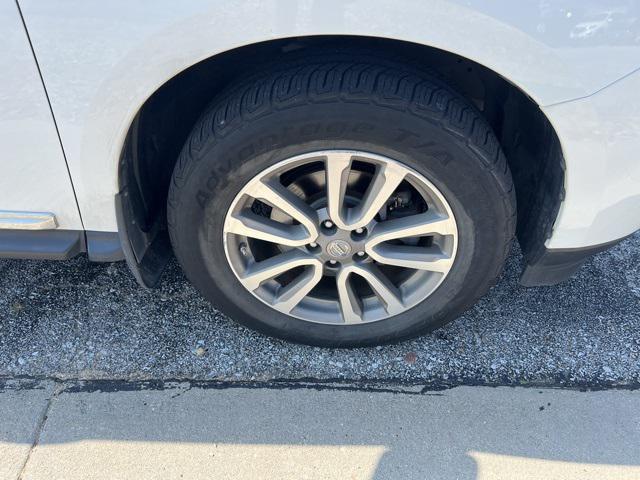 2016 Nissan Pathfinder SL
