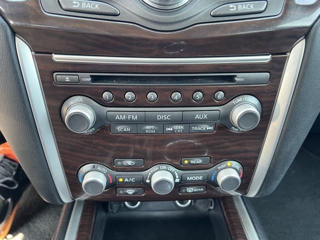 2016 Nissan Pathfinder SL