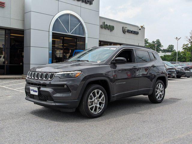 2024 Jeep Compass Latitude Lux FWD