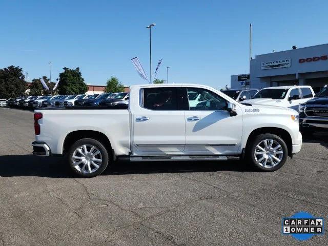 2022 Chevrolet Silverado 1500 4WD Crew Cab Short Bed High Country