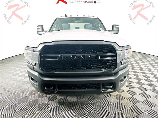 2024 RAM Ram 3500 Chassis Cab RAM 3500 TRADESMAN CREW CAB CHASSIS 4X2 60 CA