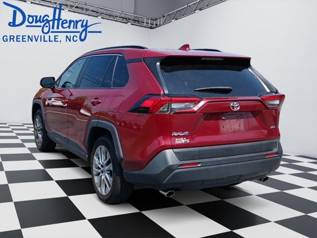 2020 Toyota RAV4 XLE Premium