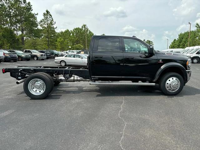 2024 RAM Ram 5500 Chassis Cab RAM 5500 TRADESMAN CHASSIS CREW CAB 4X4 60 CA