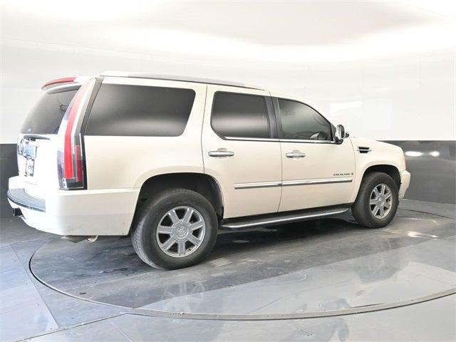 2007 Cadillac Escalade Standard