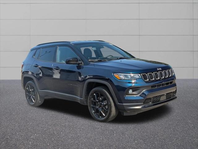 2024 Jeep Compass COMPASS LATITUDE 4X4