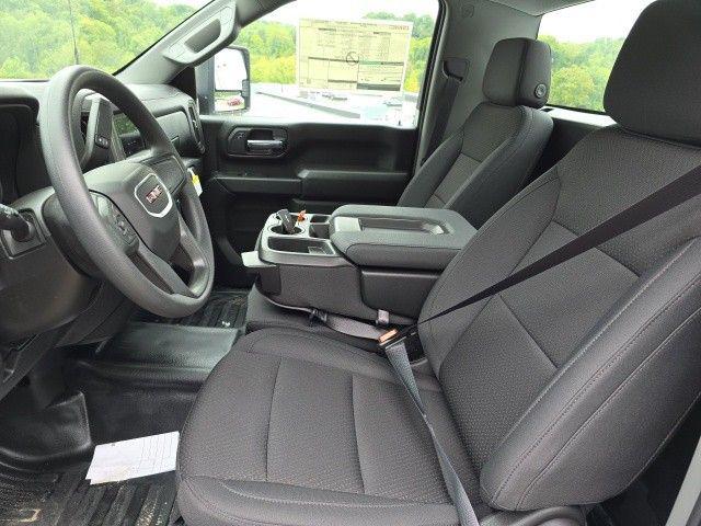 2024 GMC Sierra 2500HD 4WD Regular Cab Long Bed Pro