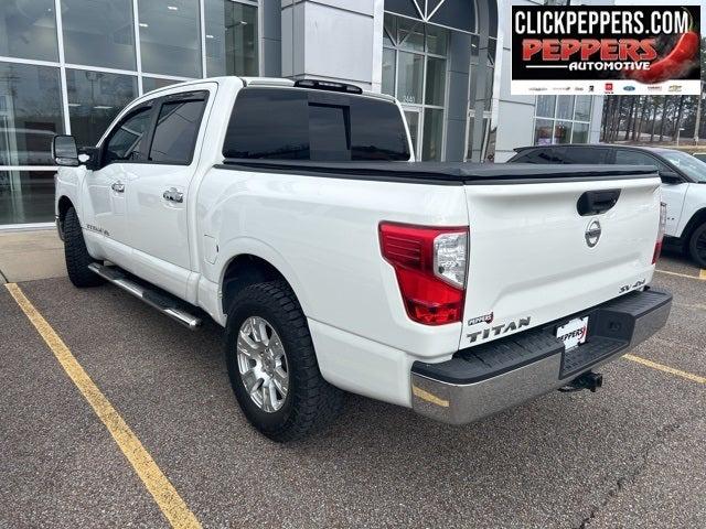 2019 Nissan TITAN SV
