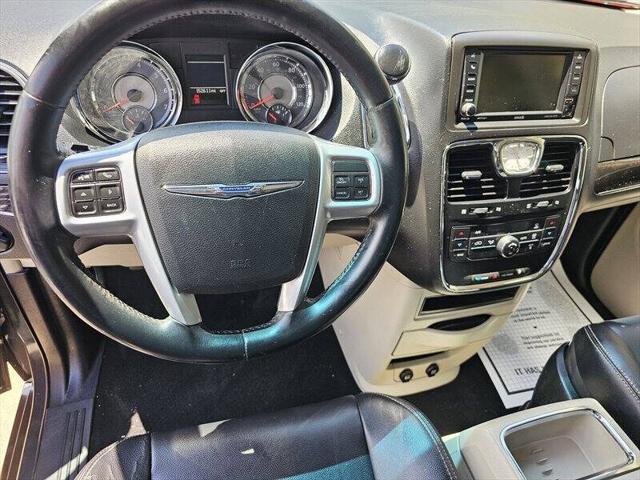 2014 Chrysler Town & Country Touring