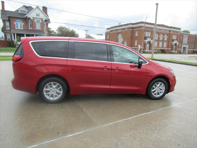 2024 Chrysler Pacifica PACIFICA TOURING L