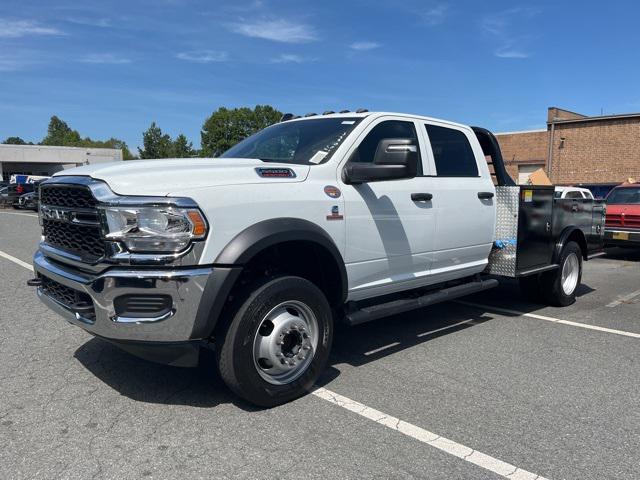 2024 RAM Ram 5500 Chassis Cab RAM 5500 TRADESMAN CHASSIS CREW CAB 4X4 60 CA