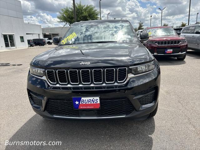 2024 Jeep Grand Cherokee GRAND CHEROKEE LAREDO X 4X2