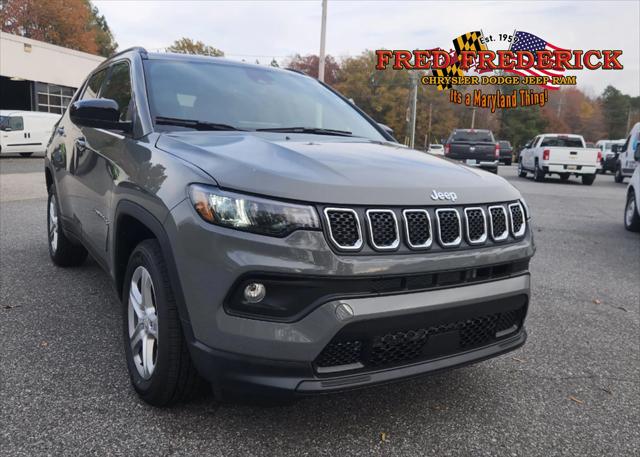 2024 Jeep Compass Latitude Lux FWD