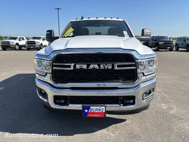 2024 RAM Ram 3500 Chassis Cab RAM 3500 TRADESMAN CREW CAB CHASSIS 4X4 60 CA