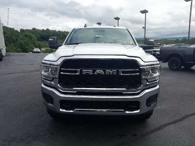 2023 RAM 2500 Tradesman Crew Cab 4x4 64 Box