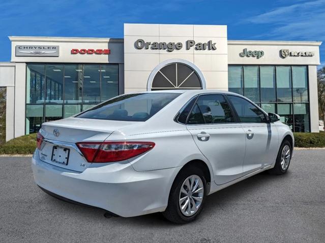 2016 Toyota Camry LE