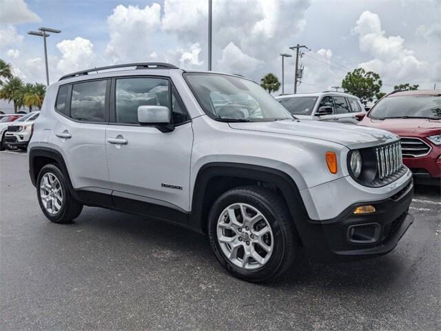 2017 Jeep Renegade Latitude FWD