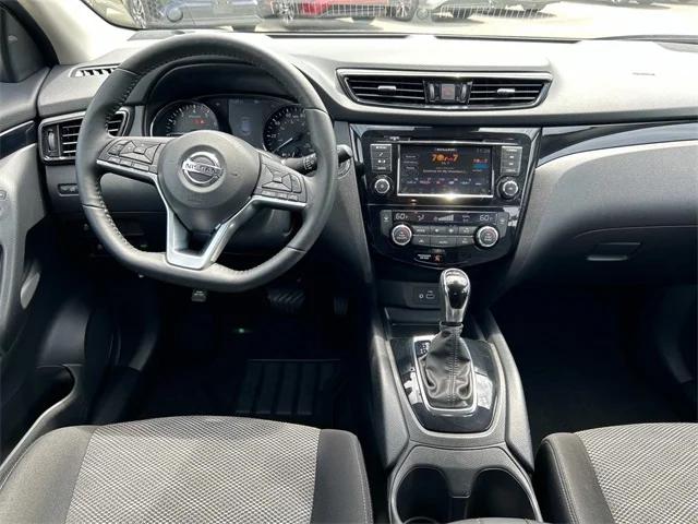 2022 Nissan Rogue Sport SV AWD Xtronic CVT