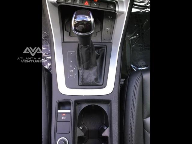 2024 Audi Q3 Premium 45 TFSI S line quattro Tiptronic