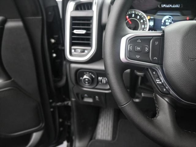 2025 RAM Ram 1500 RAM 1500 LONE STAR CREW CAB 4X4 57 BOX