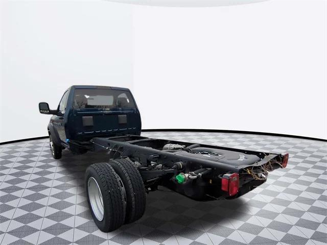 2024 RAM Ram 5500 Chassis Cab RAM 5500 TRADESMAN CHASSIS REGULAR CAB 4X4 84 CA
