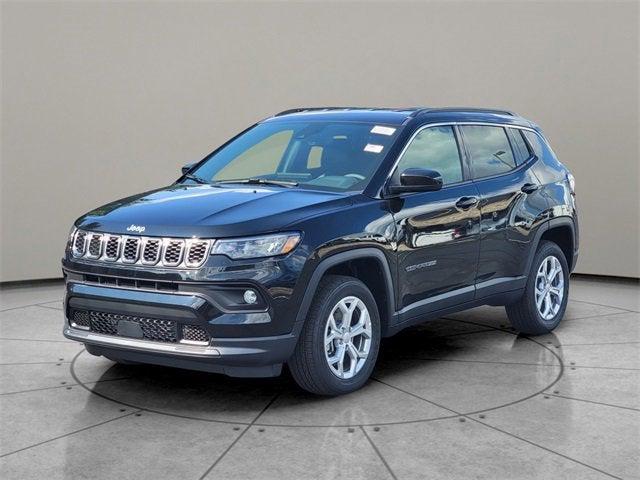 2024 Jeep Compass COMPASS LATITUDE 4X4