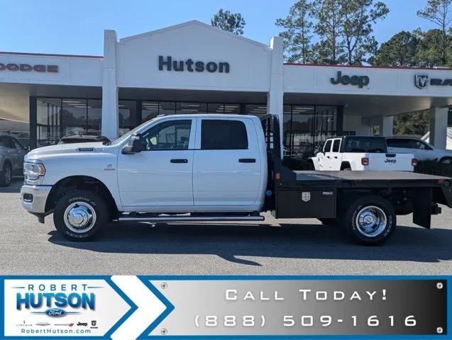 2024 RAM Ram 3500 Chassis Cab RAM 3500 TRADESMAN CREW CAB CHASSIS 4X4 60 CA