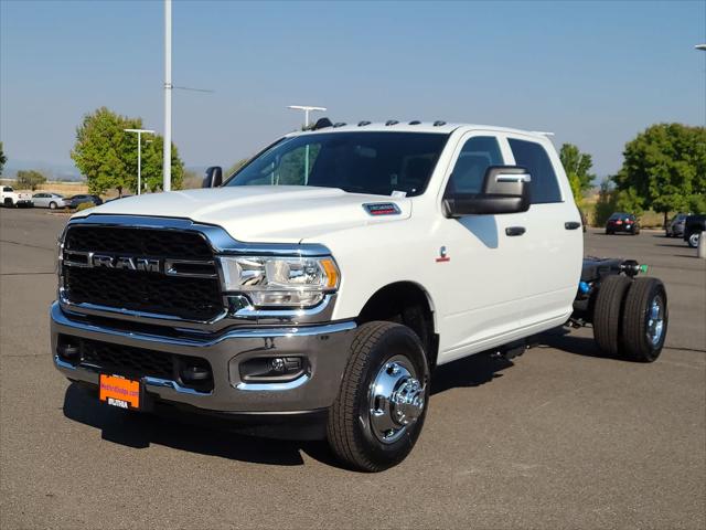 2024 RAM Ram 3500 Chassis Cab RAM 3500 TRADESMAN CREW CAB CHASSIS 4X4 60 CA