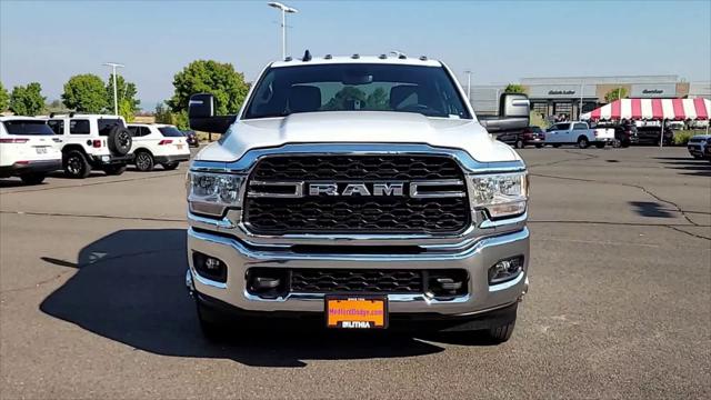 2024 RAM Ram 3500 Chassis Cab RAM 3500 TRADESMAN CREW CAB CHASSIS 4X4 60 CA