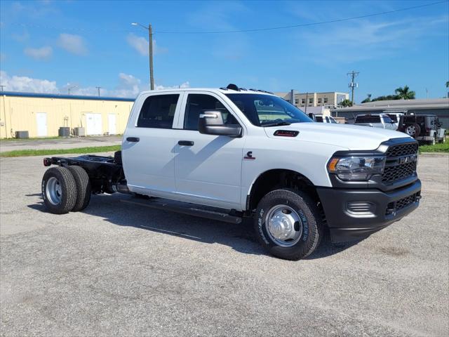 2024 RAM Ram 3500 Chassis Cab RAM 3500 TRADESMAN CREW CAB CHASSIS 4X4 60 CA