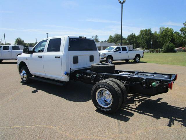 2024 RAM Ram 3500 Chassis Cab RAM 3500 TRADESMAN CREW CAB CHASSIS 4X4 60 CA