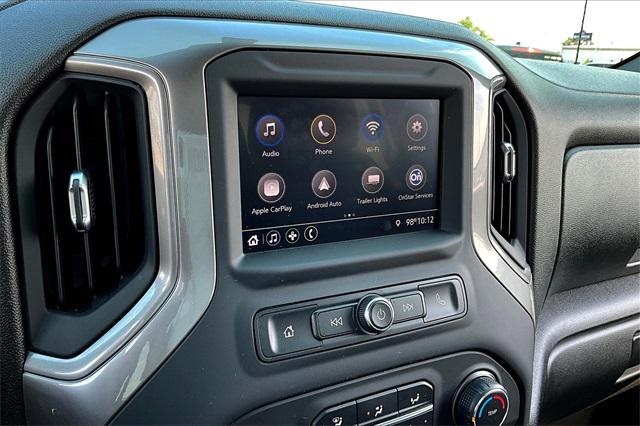 2021 Chevrolet Silverado 1500 4WD Double Cab Standard Bed Custom