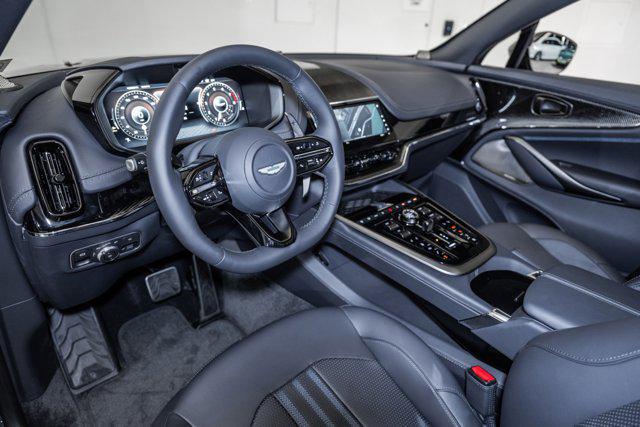 2025 Aston Martin DBX 707