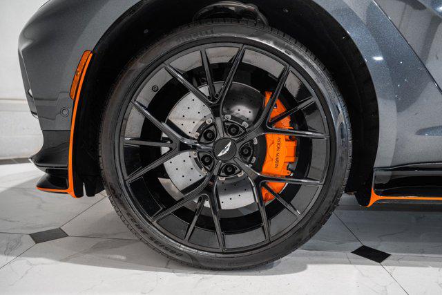 2025 Aston Martin DBX 707