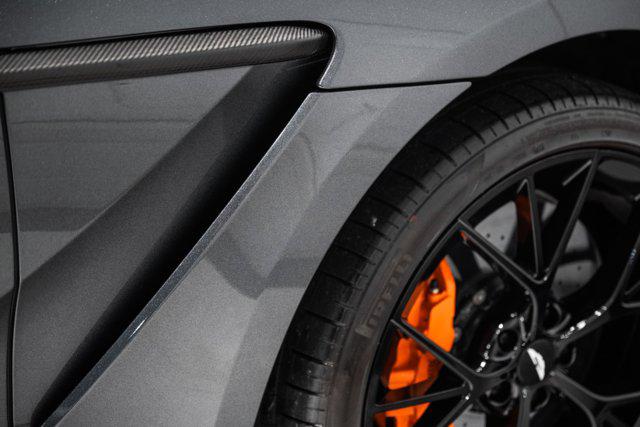 2025 Aston Martin DBX 707
