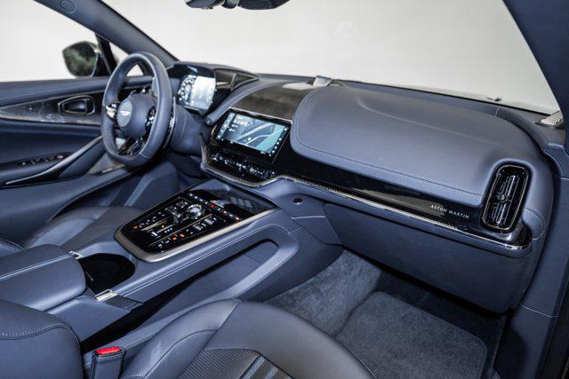 2025 Aston Martin DBX 707