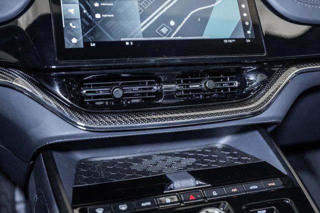 2025 Aston Martin DBX 707