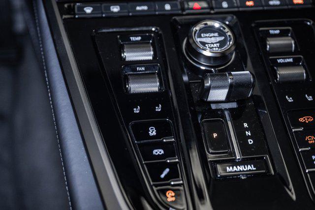 2025 Aston Martin DBX 707