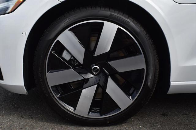 2025 Volvo S60 Plus