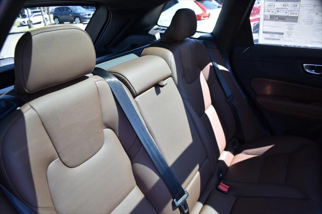 2025 Volvo XC60 Plug-In Hybrid Plus