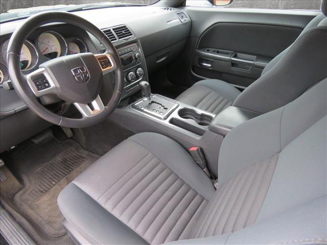 2012 Dodge Challenger SXT