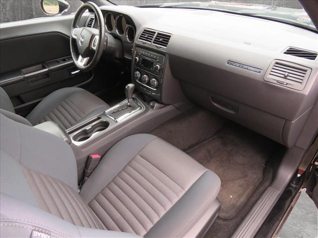 2012 Dodge Challenger SXT