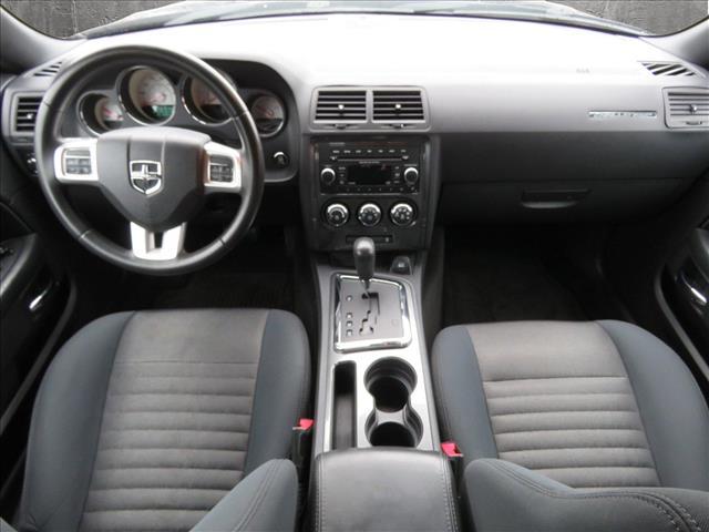 2012 Dodge Challenger SXT