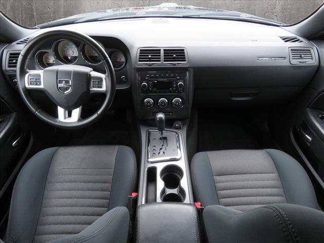 2012 Dodge Challenger SXT