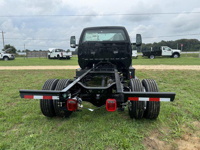 2025 Ford F-650 Base