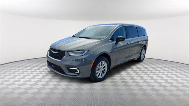 2024 Chrysler Pacifica PACIFICA TOURING L AWD